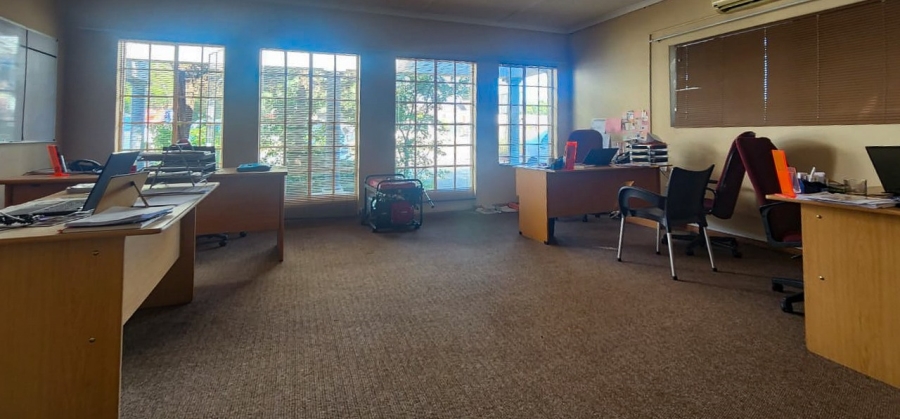 Commercial Property for Sale in Wilkoppies North West